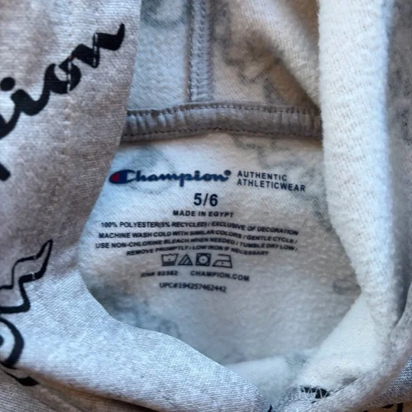 Under Armour Nike Champion Boys Youth Size 6 clothing lot Athletic Athleisure - Picture 10 of 10